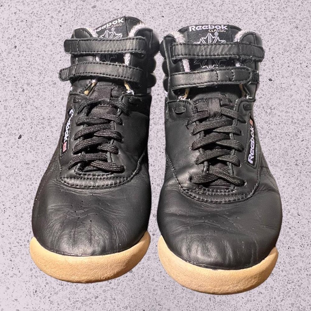 RARE Reebok Classic High Top Velcro Staps Leather Black/Blue Colorway